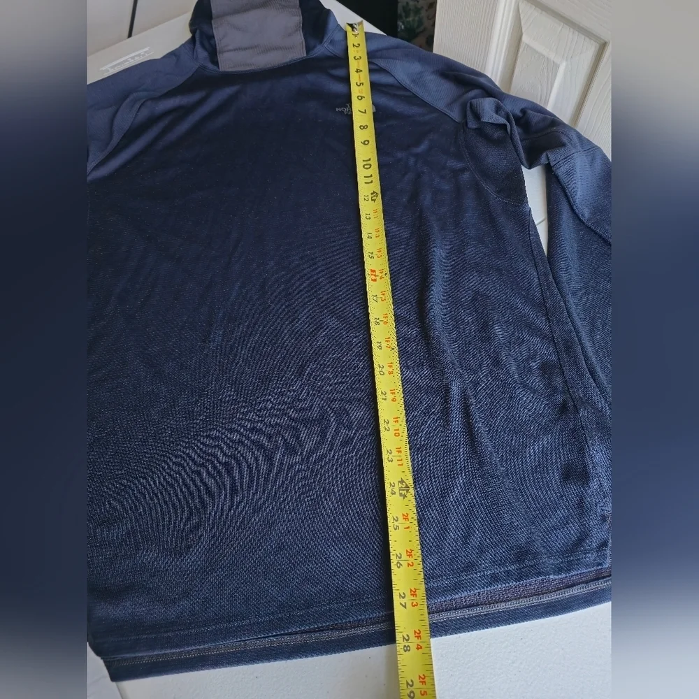 The North Face Long Sleeve Shirt Size M